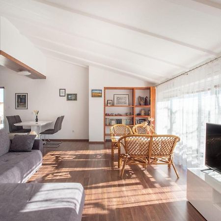Haus Mirela Διαμέρισμα Ližnjan Εξωτερικό φωτογραφία