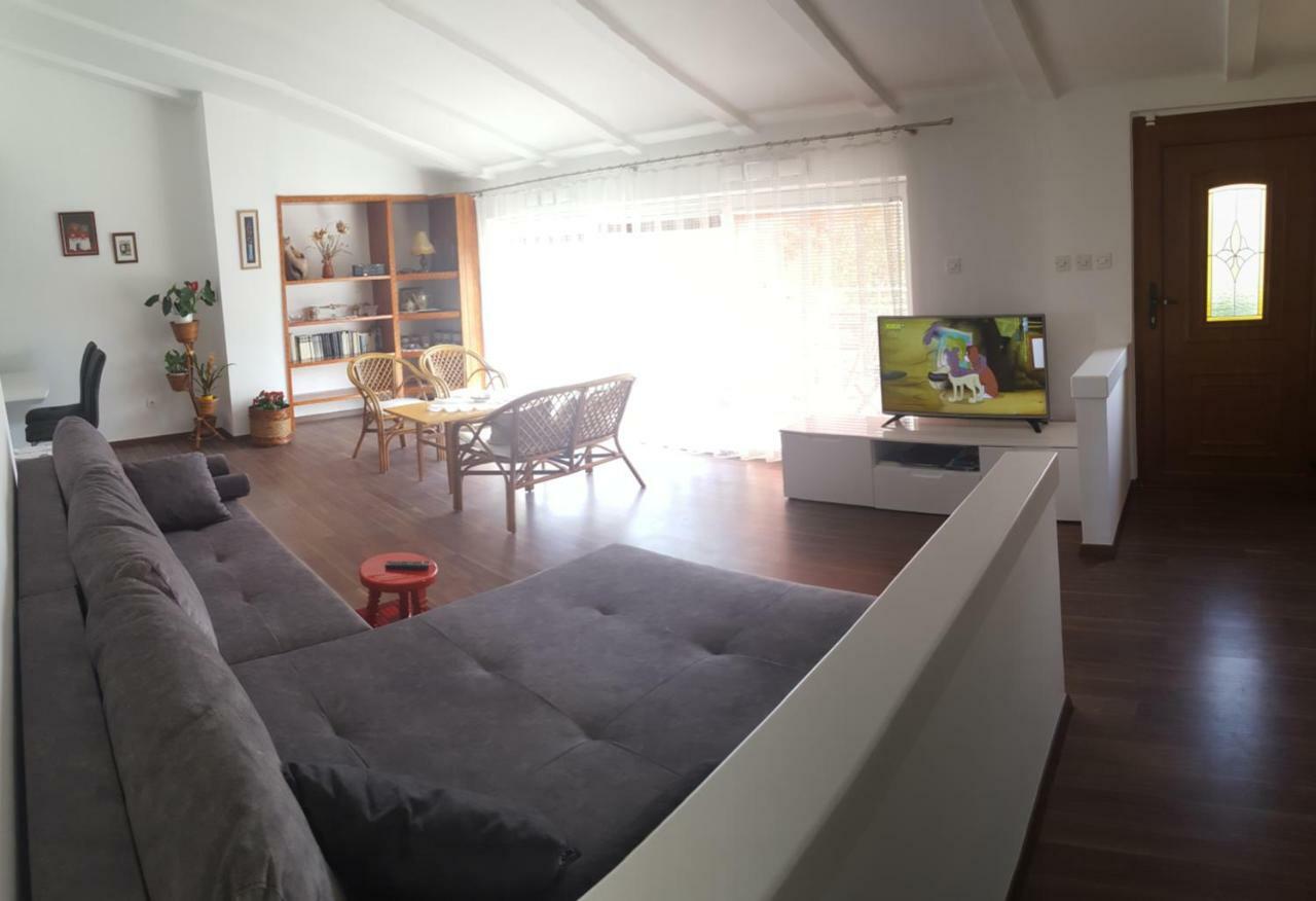 Haus Mirela Διαμέρισμα Ližnjan Εξωτερικό φωτογραφία