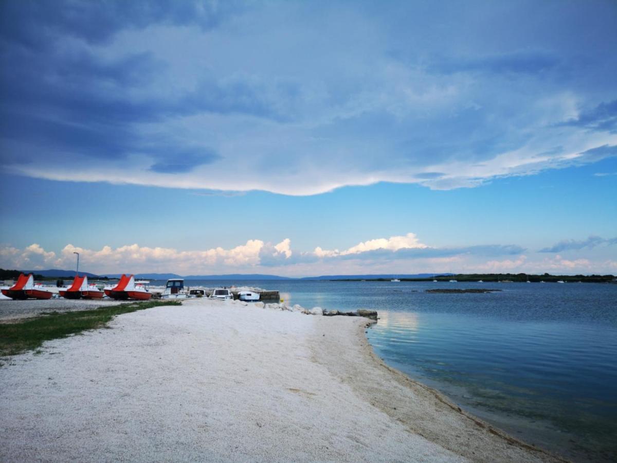 Haus Mirela Διαμέρισμα Ližnjan Εξωτερικό φωτογραφία